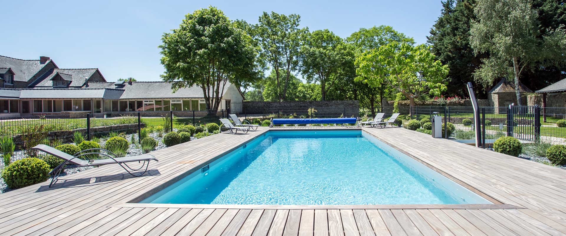 hotel de luxe avec piscine